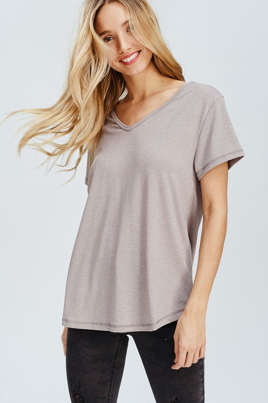Cut Out V-neck in Oatmeal